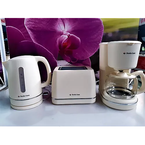 Pachet filtru de cafea , prajitor de paine si cana electrica Studio Casa, Duchess Ivory, 870 W, 1.25 l, Carafa sticla