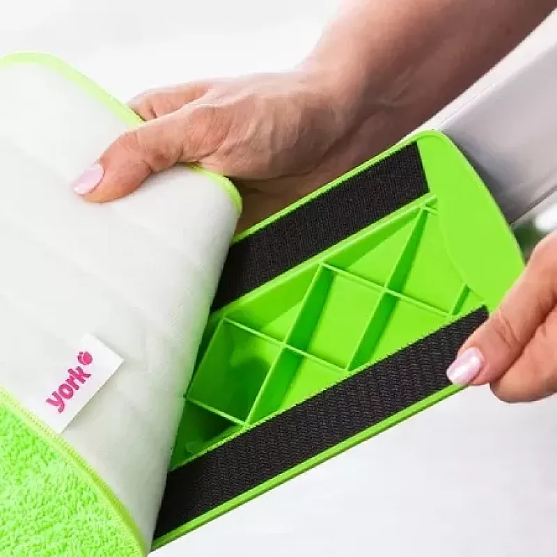 Set curatenie 4 in 1 mop cu pulverizator si cleaner geam, Studio Casa, Verde