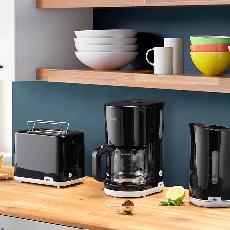 Cafetieră BRAUN Breakfast1 KF1100BK, 1000W, 10 cești, Necesită filtru nr. 4, Sistem OptiBrew, Carafa Aroma, Oprire automată, Butoane iluminate, Neagră