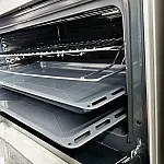 Pachet Aragaz gaz  90 cm Nando Graphite Grey Studio Casa, 5 zone de gatit, Gaz, Wok, Cuptor gaz,  Rotisor, Timer digital, Grill electric, Gratar fonta,  Aprindere electrica, Clasa energetica A, Gri + Hota ST2196 Inox - Studiocasa.ro