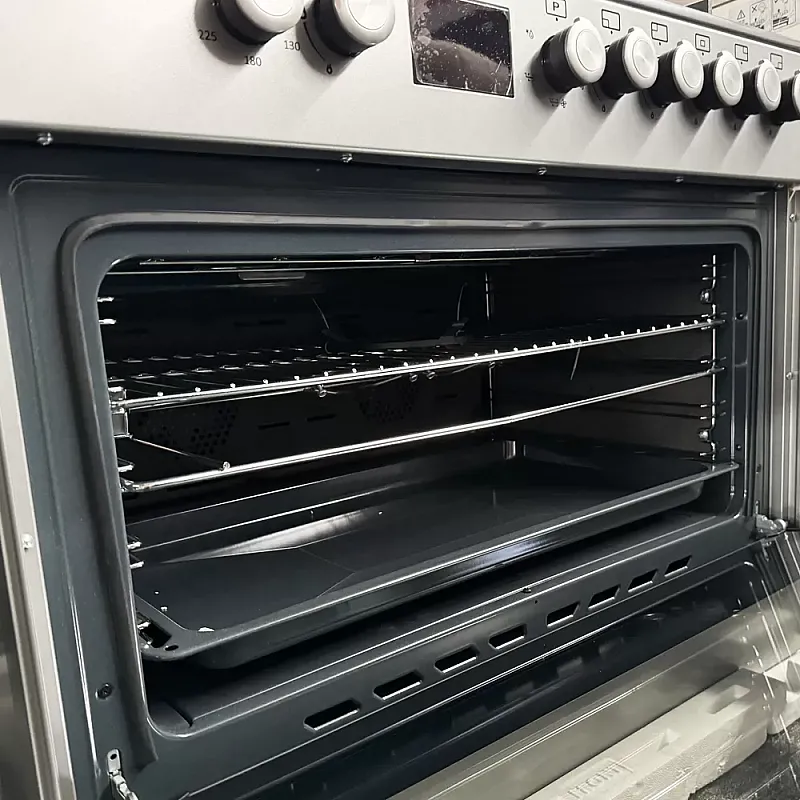 Pachet Aragaz gaz  90 cm Nando Graphite Grey Studio Casa, 5 zone de gatit, Gaz, Wok, Cuptor gaz,  Rotisor, Timer digital, Grill electric, Gratar fonta,  Aprindere electrica, Clasa energetica A, Gri + Hota ST2196 Inox - Studiocasa.ro